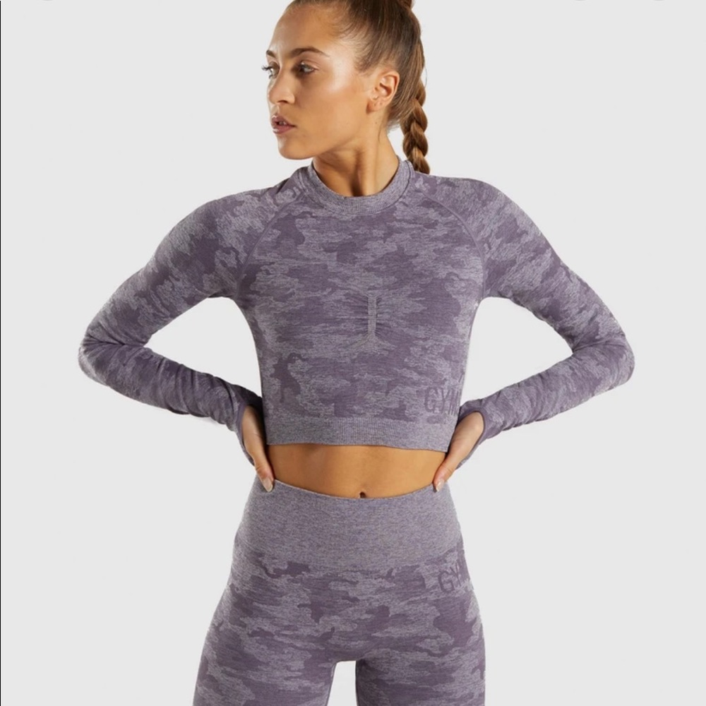 Camo Seamless Long Sleeve Crop Top, Lavender Gray